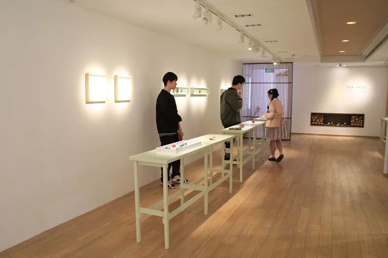 AIVA的預(yù)科小朋友們參觀FROOTS植根花實藝術(shù)空間